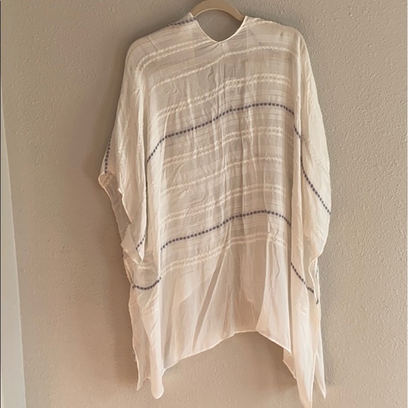 NWT Blue & White Bohemian Coverup Shawl - Francesca’s, S - Picture 6 of 8